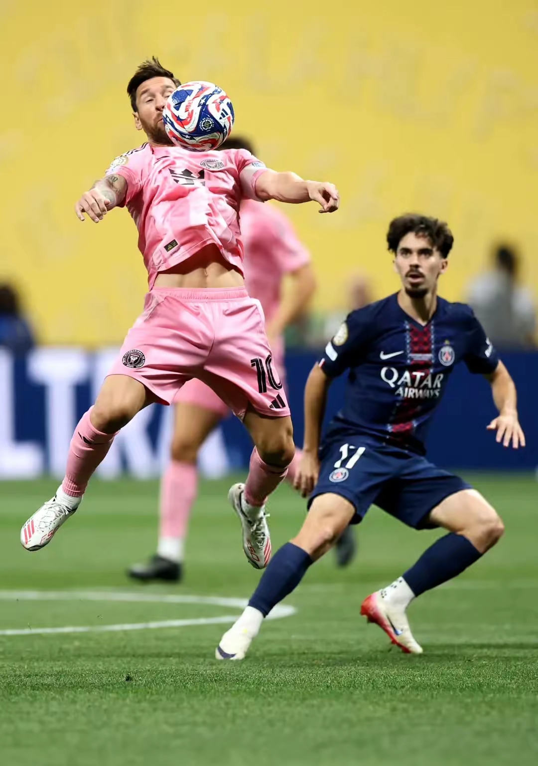 皇家马德里最豪华阵容比赛 皇家马德里最豪华阵容比赛